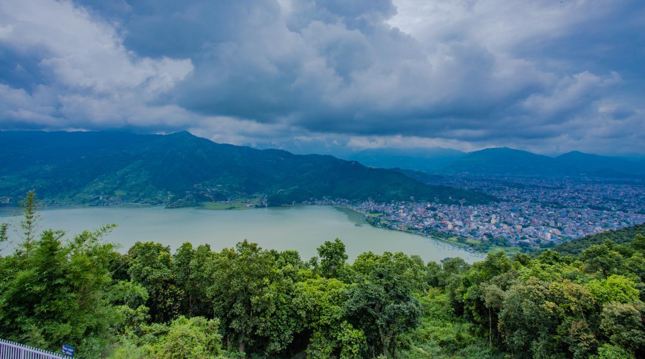 Hotel Romantica Pokhara Eksteriør bilde