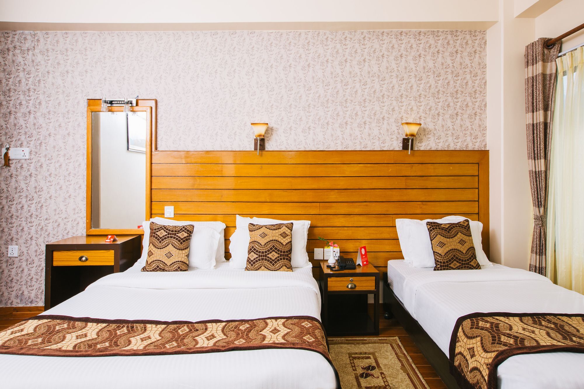 Hotel Romantica Pokhara Eksteriør bilde