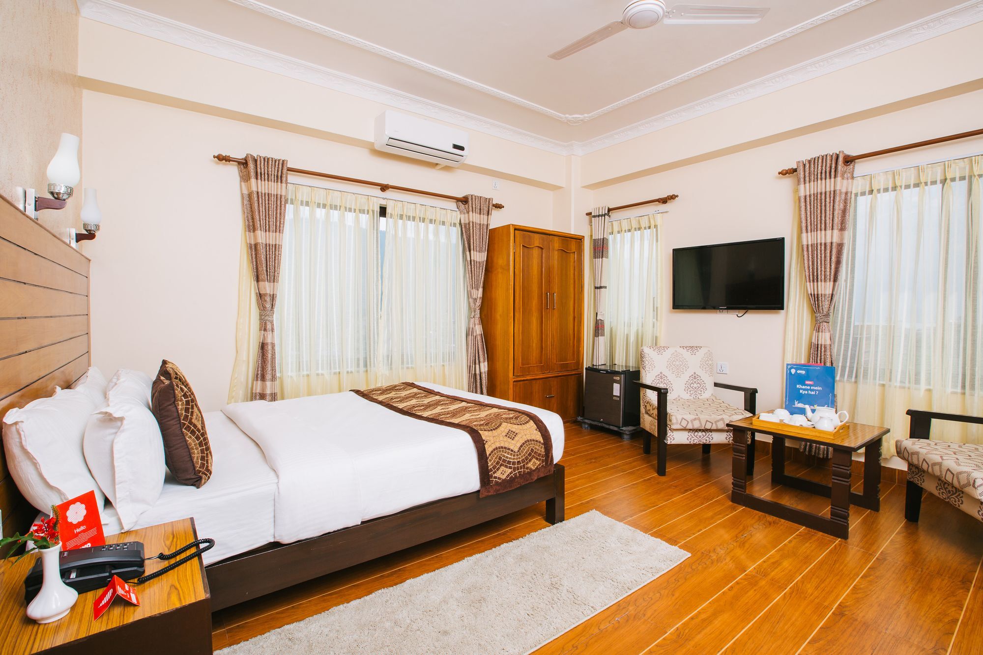 Hotel Romantica Pokhara Eksteriør bilde