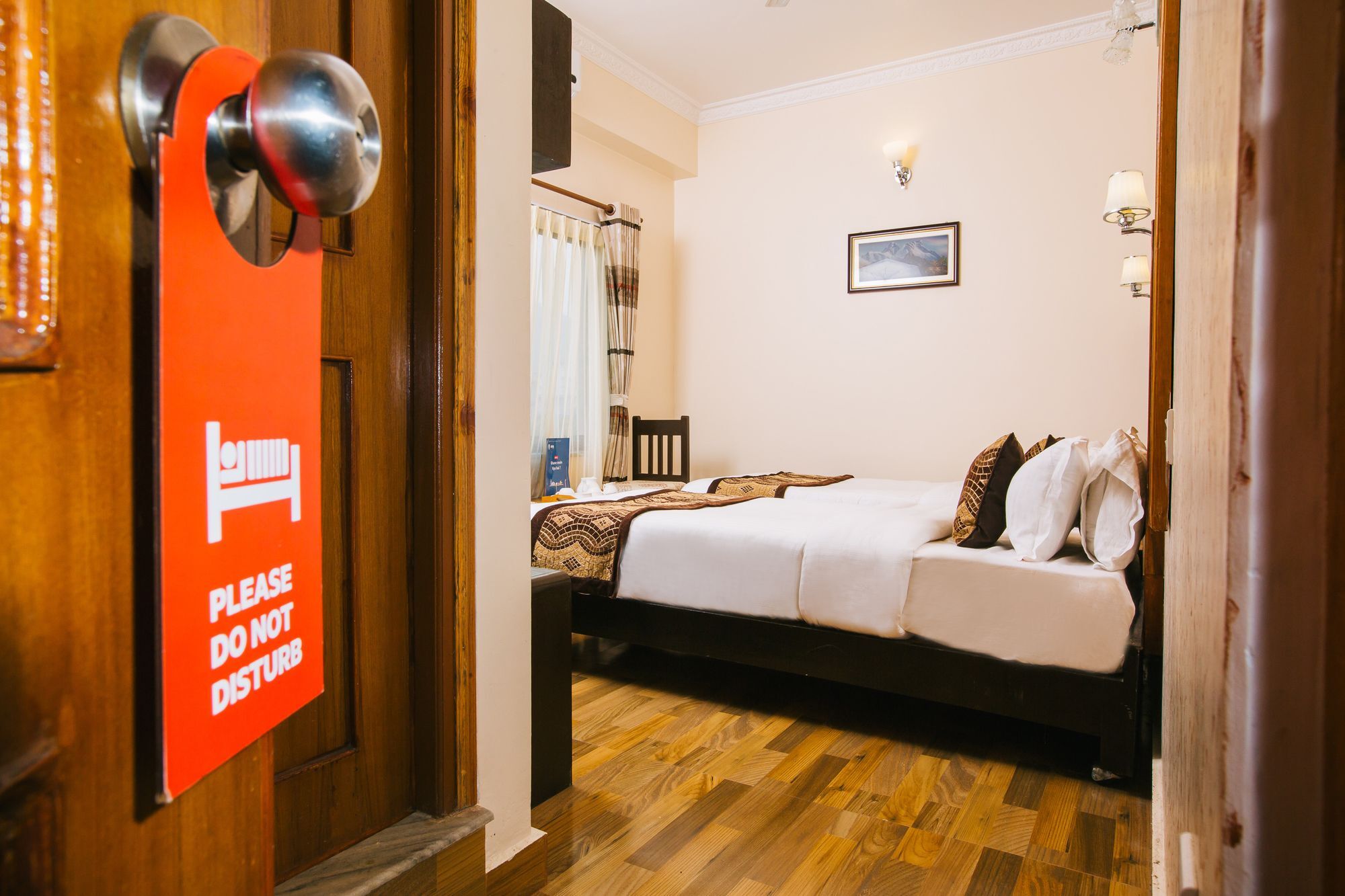 Hotel Romantica Pokhara Eksteriør bilde